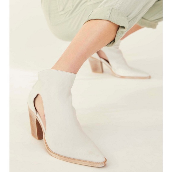 NWT Free People Wilder Bootie White 8 - Picture 1 of 10